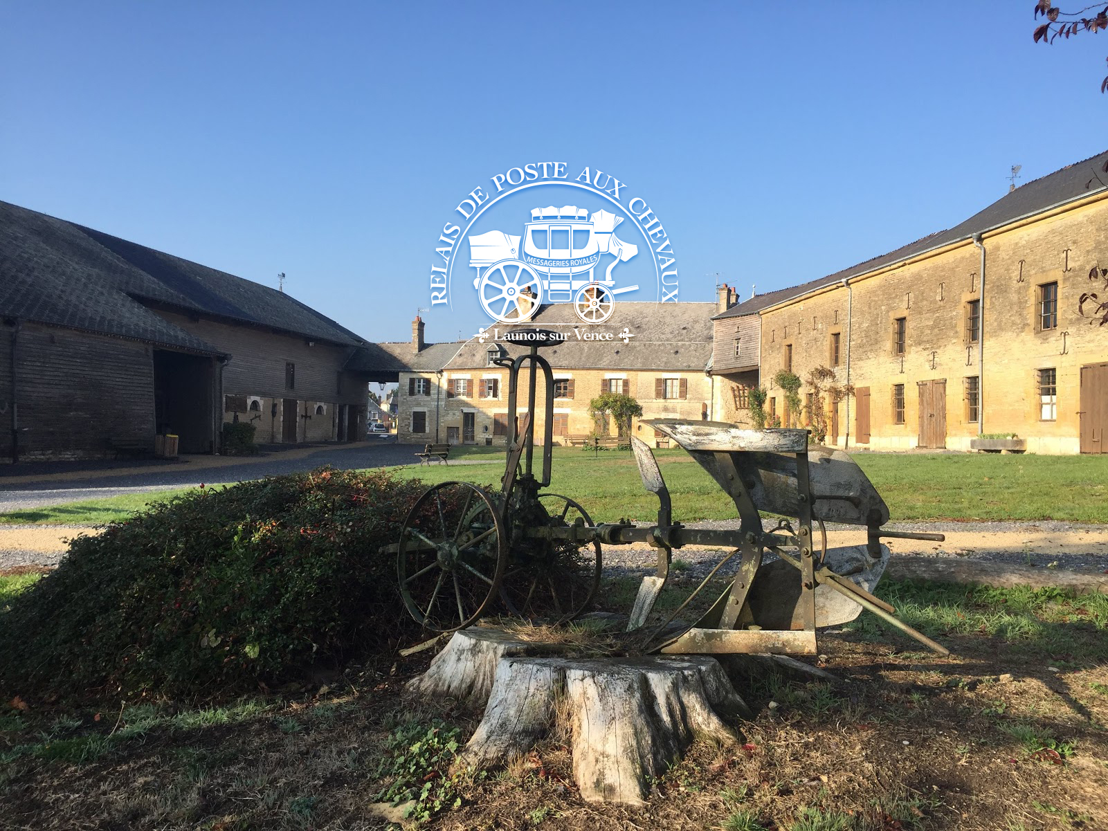 Relais de la poste aux chevaux couverture