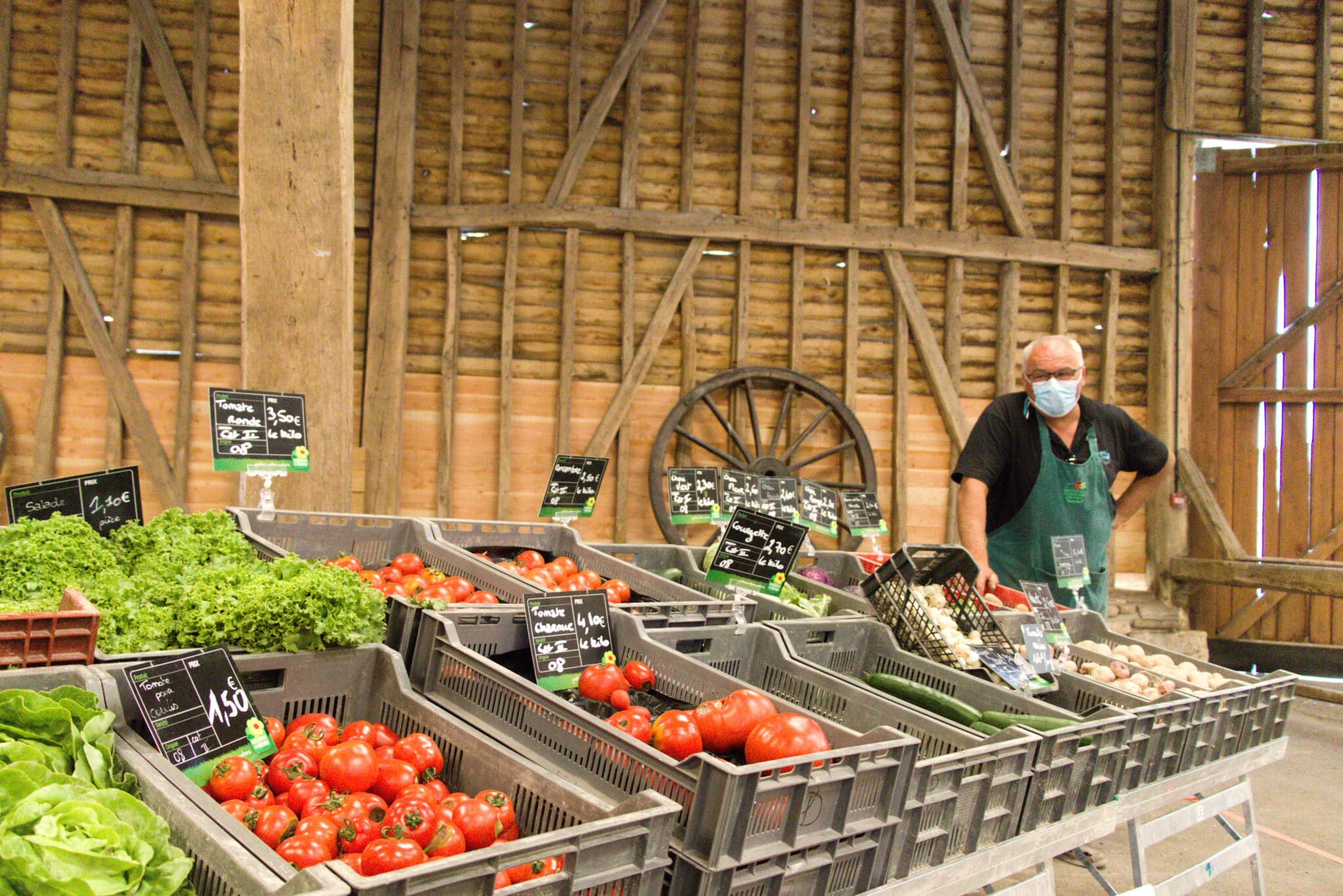 Marché des Producteurs de pays - relais de poste - launois sur vence - Cretes Preardennaises